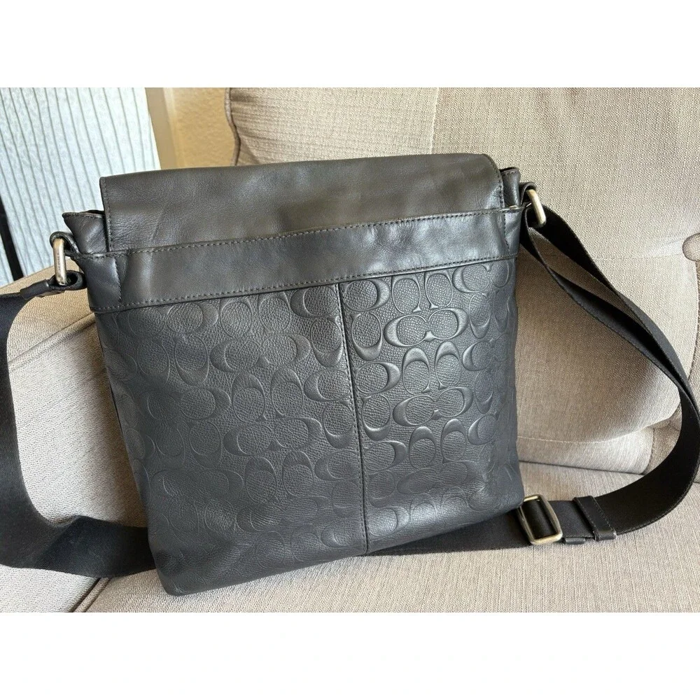 Coach Charles F72220 Messenger In Signature Embossed Leather Crossbody Bag Navy